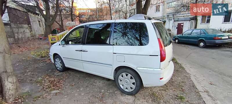 Минивэн Peugeot 807 2008 в Киеве фото 5 Минивэн Peugeot 807 2008 в Киеве