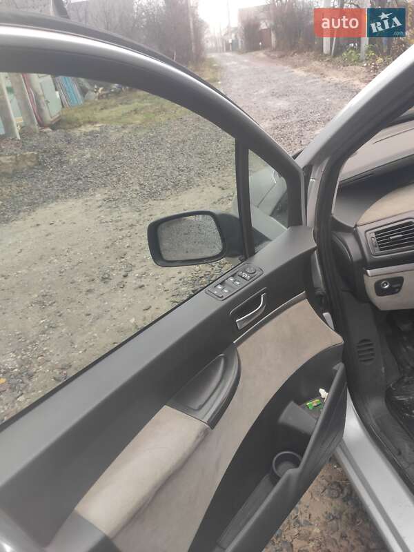 Минивэн Peugeot 807 2004 в Вышгороде фото 18 Минивэн Peugeot 807 2004 в Вышгороде