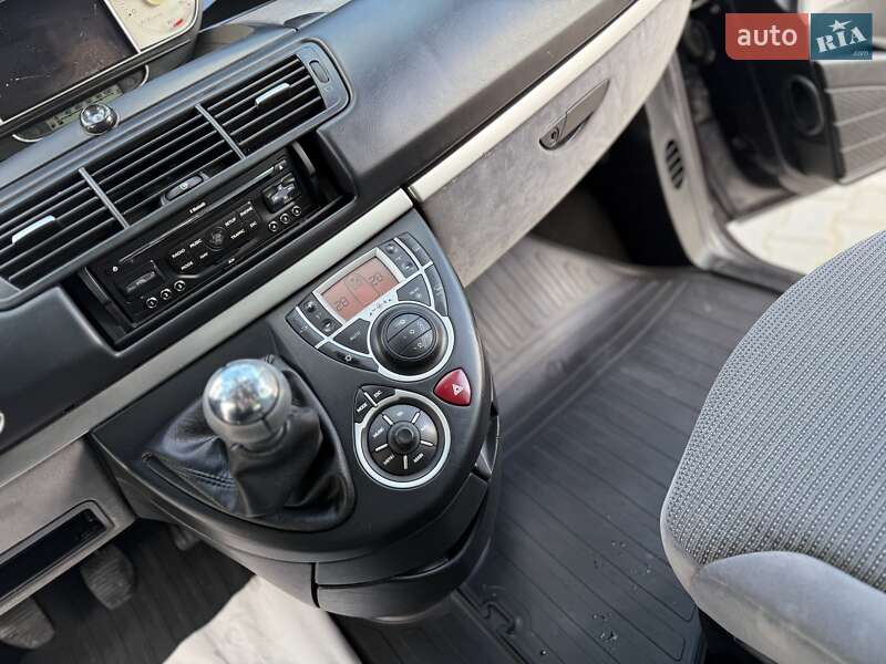 Мінівен Peugeot 807 2010 в Дрогобичі