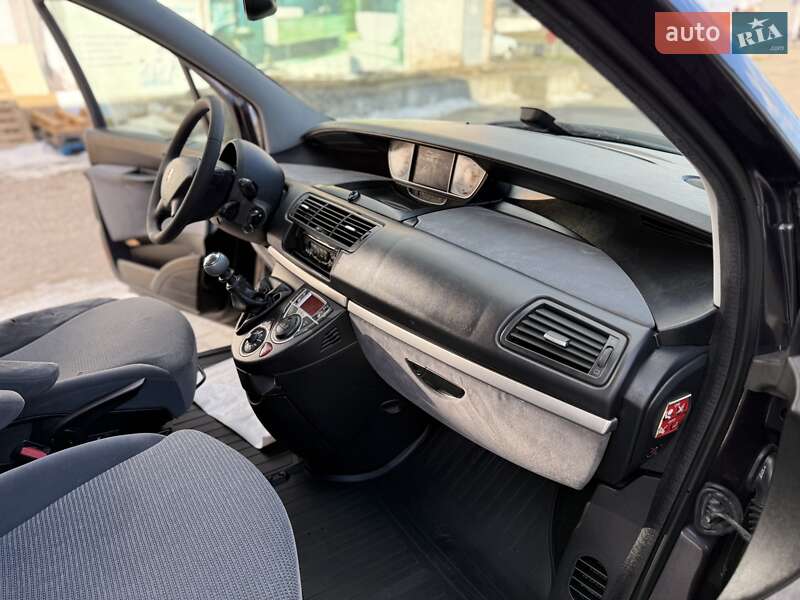 Мінівен Peugeot 807 2010 в Дрогобичі