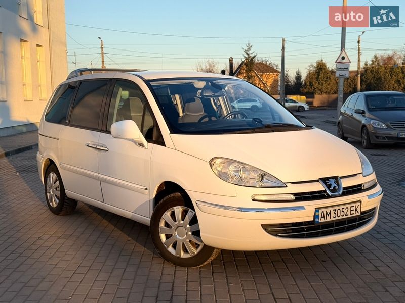 Минивэн Peugeot 807 2011 в Житомире
