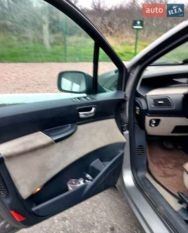 Минивэн Peugeot 807 2009 в Каменском фото 3 Минивэн Peugeot 807 2009 в Каменском