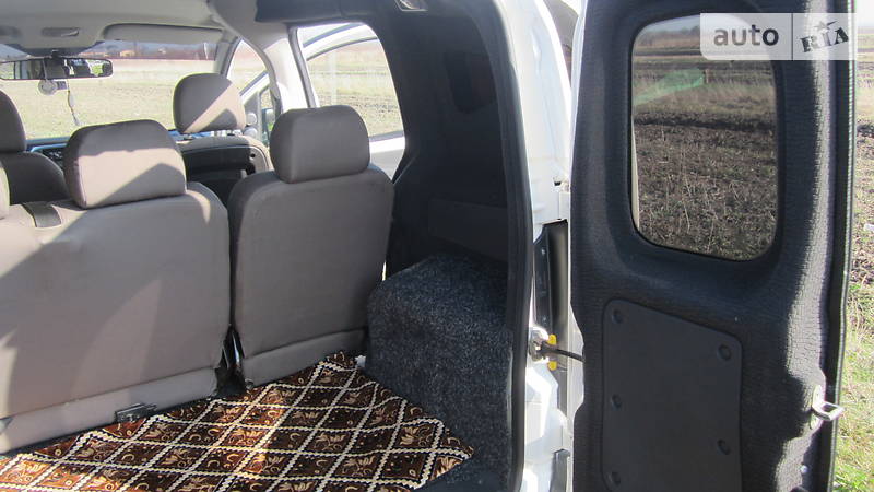 Мінівен Peugeot Bipper 2008 в Львові