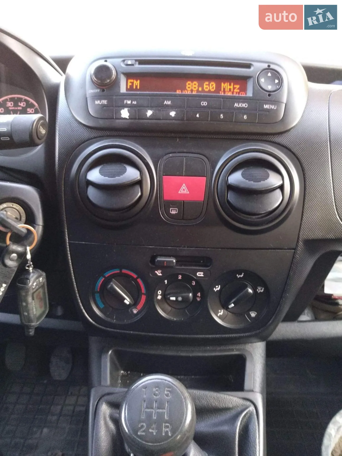 2011 Peugeot Bipper - мініатюра 11