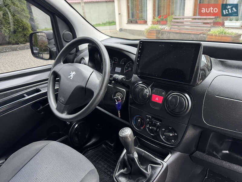 Вантажний фургон Peugeot Bipper 2014 в Іршаві