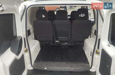 Грузопассажирский фургон Peugeot Bipper 2012 в  фото 4 Грузопассажирский фургон Peugeot Bipper 2012 в