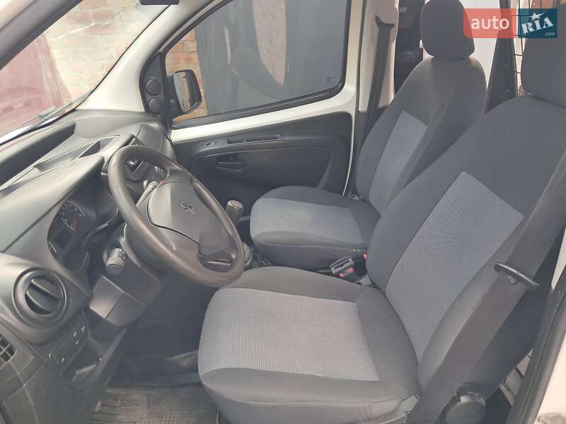 Вантажний фургон Peugeot Bipper 2013 в Кропивницькому