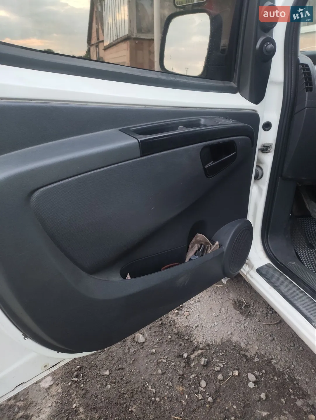 2010 Peugeot Bipper - мініатюра 16