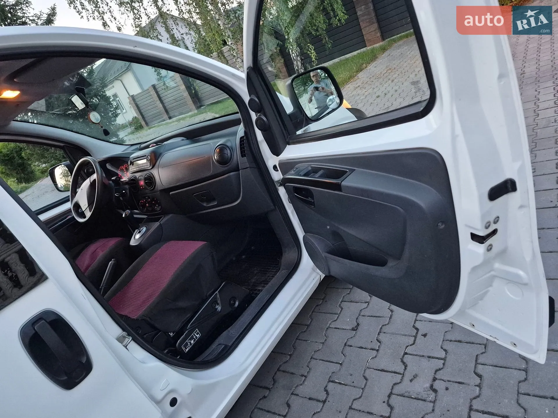 2010 Peugeot Bipper - мініатюра 27