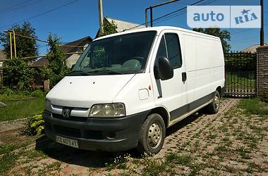 Грузопассажирский фургон Peugeot Boxer 2004 в Сокирянах