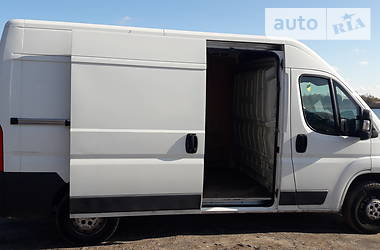 Грузопассажирский фургон Peugeot Boxer 2012 в Киеве