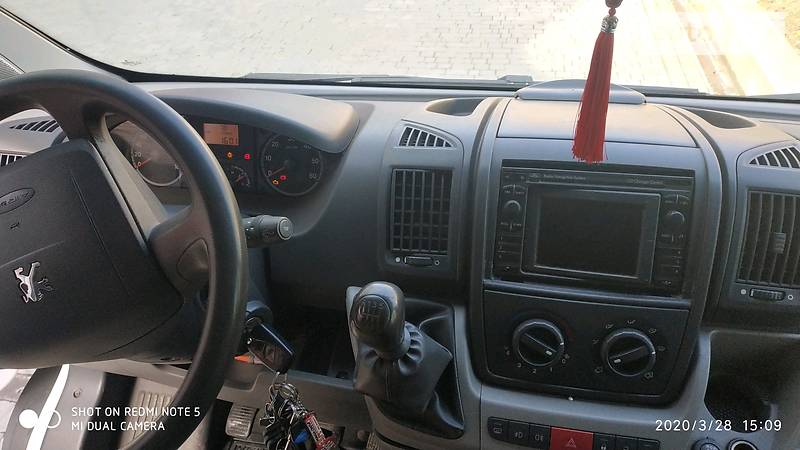 Вантажопасажирський фургон Peugeot Boxer 2008 в Сторожинці