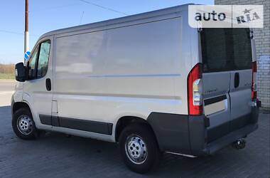 Вантажопасажирський фургон Peugeot Boxer 2008 в 