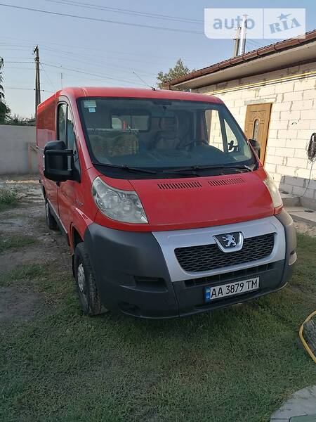 Грузопассажирский фургон Peugeot Boxer 2007 в Киеве