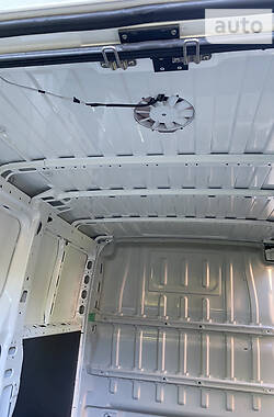 Вантажний фургон Peugeot Boxer 2016 в Козятині