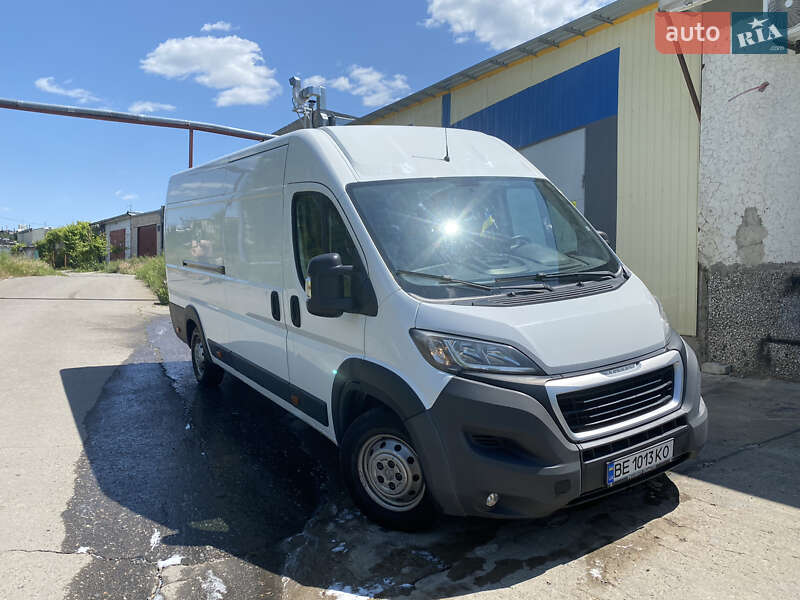 Грузовой фургон Peugeot Boxer 2017 в Южноукраинске