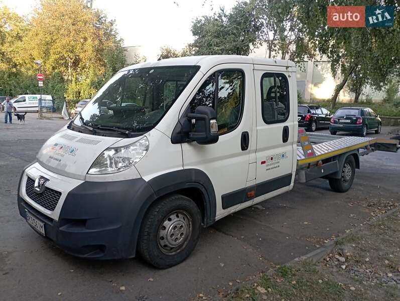 Автовоз Peugeot Boxer 2013 в Ровно