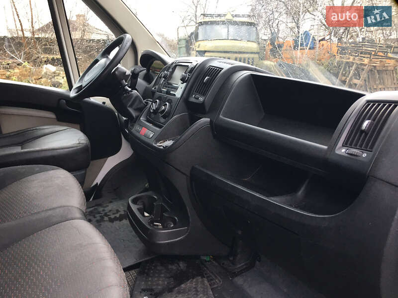 Грузовой фургон Peugeot Boxer 2016 в Дубно