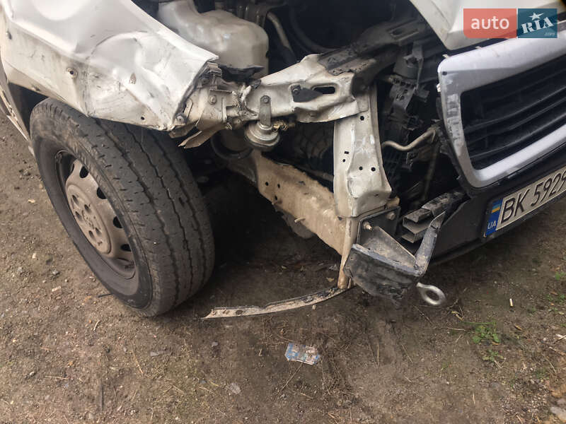 Грузовой фургон Peugeot Boxer 2016 в Дубно