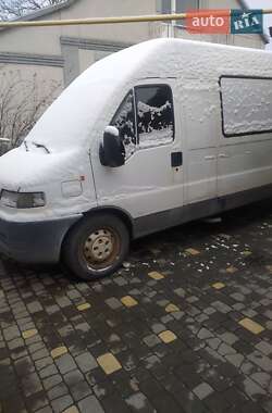 Вантажний фургон Peugeot Boxer 2000 в Ківерцях