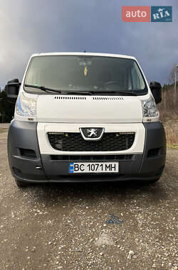 Вантажопасажирський фургон Peugeot Boxer 2012 в Самборі