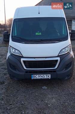 Грузопассажирский фургон Peugeot Boxer 2017 в Самборе