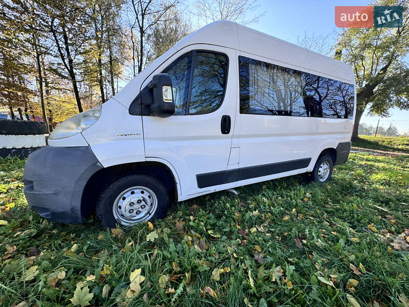 Вантажопасажирський фургон Peugeot Boxer 2008 в Рава-Руській