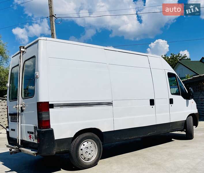 Микроавтобус Peugeot Boxer 1999 в Ровно