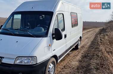 Микроавтобус Peugeot Boxer 2005 в Кременце