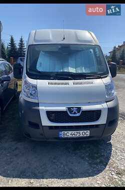 Вантажний фургон Peugeot Boxer 2012 в Самборі