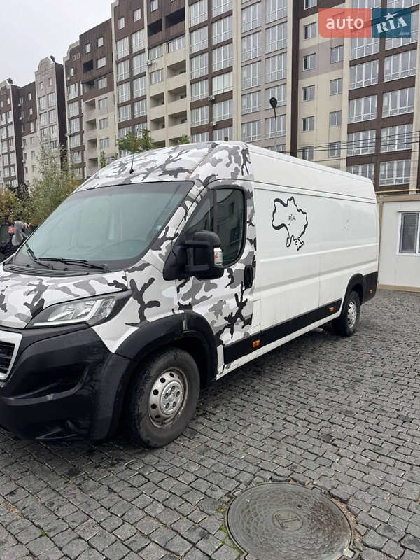 Вантажний фургон Peugeot Boxer 2018 в Києві