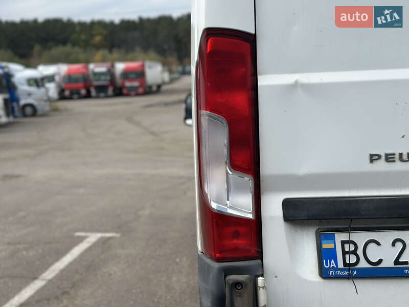 Грузовой фургон Peugeot Boxer 2017 в Львове фото 14 Грузовой фургон Peugeot Boxer 2017 в Львове