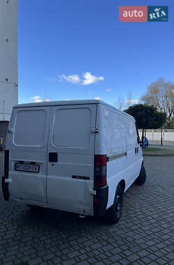 Грузовой фургон Peugeot Boxer 2000 в 