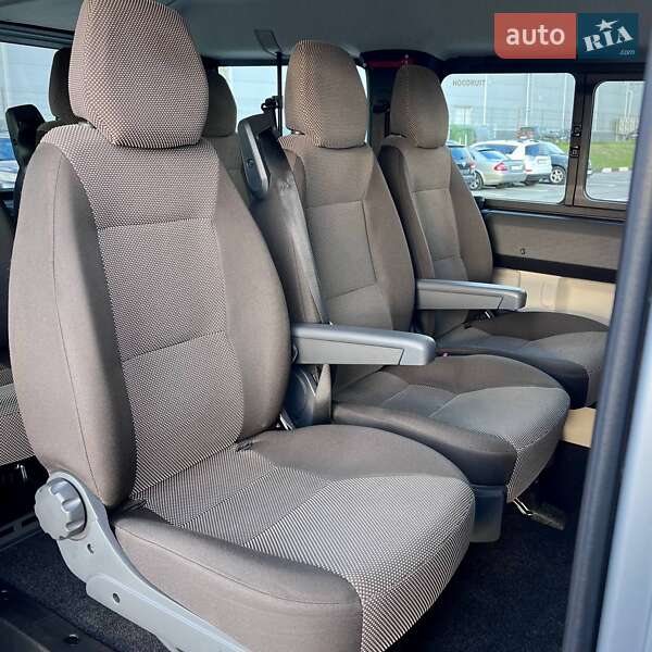 Вантажопасажирський фургон Peugeot Boxer 2019 в Києві