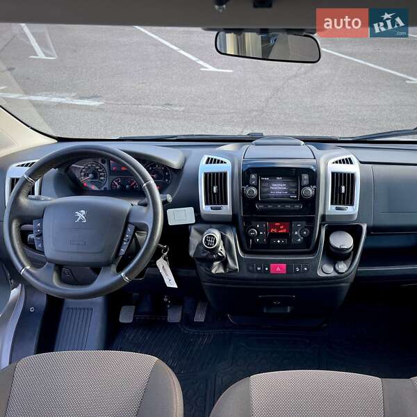 Вантажопасажирський фургон Peugeot Boxer 2019 в Києві