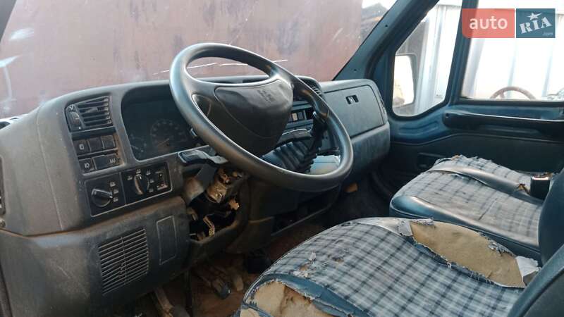 Микроавтобус Peugeot Boxer 1997 в Львове фото 2 Микроавтобус Peugeot Boxer 1997 в Львове