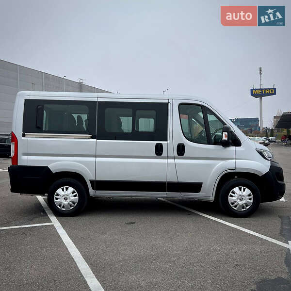 Грузопассажирский фургон Peugeot Boxer 2019 в Ровно