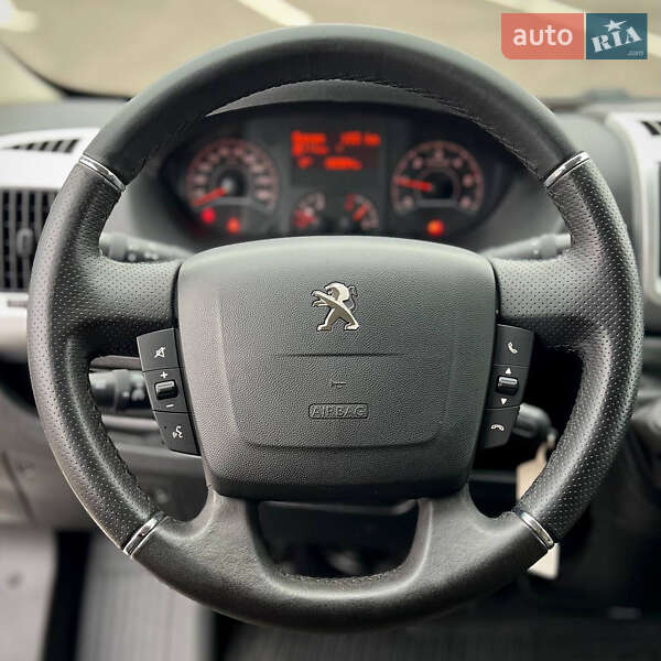 Грузопассажирский фургон Peugeot Boxer 2019 в Ровно