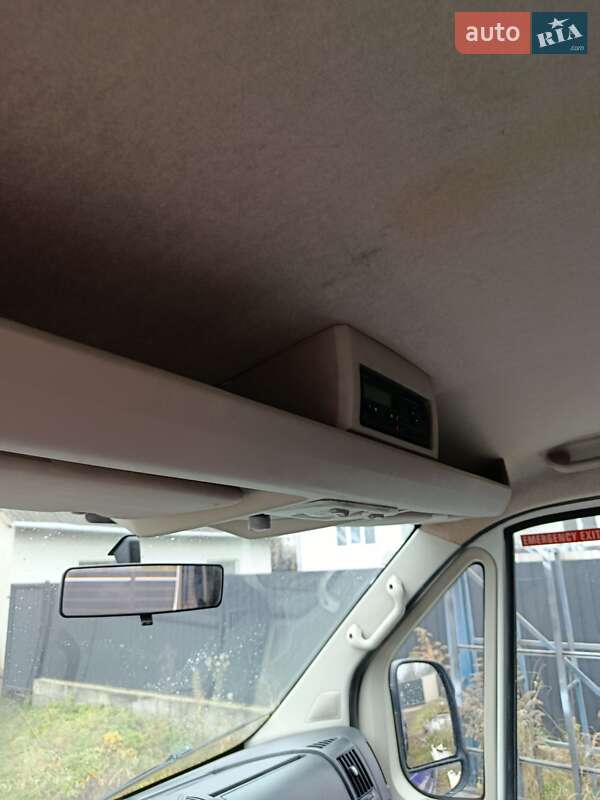 Микроавтобус Peugeot Boxer 2012 в Черновцах