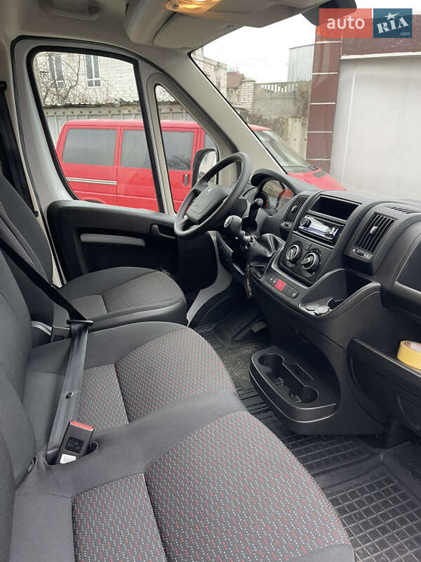 Грузовой фургон Peugeot Boxer 2022 в Киеве