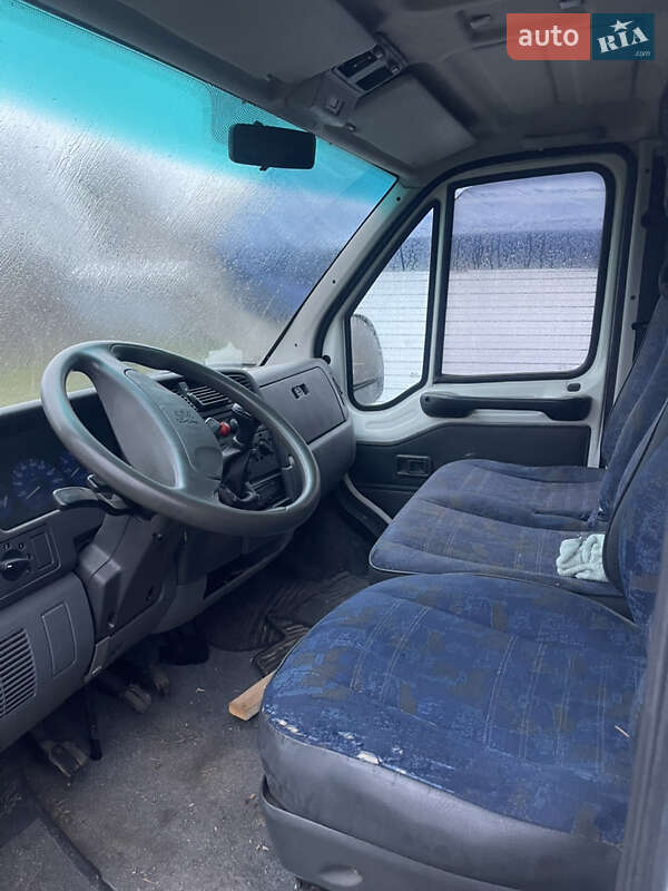 Другие грузовики Peugeot Boxer 2000 в Смеле