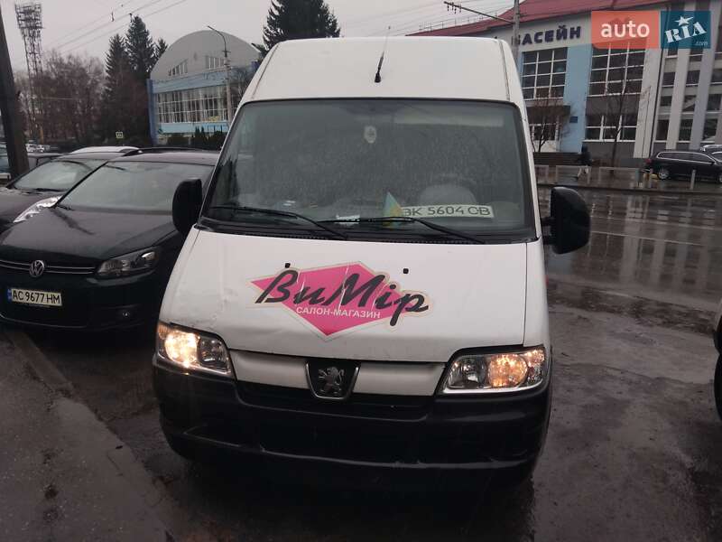 Вантажний фургон Peugeot Boxer 2003 в Торчині фото Вантажний фургон Peugeot Boxer 2003 в Торчині