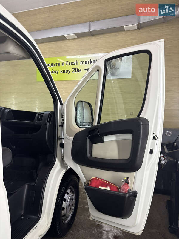 Грузопассажирский фургон Peugeot Boxer 2012 в Ивано-Франковске фото 12 Грузопассажирский фургон Peugeot Boxer 2012 в Ивано-Франковске
