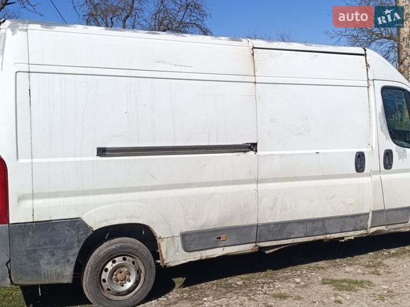 Вантажний фургон Peugeot Boxer 2007 в Вишнівці