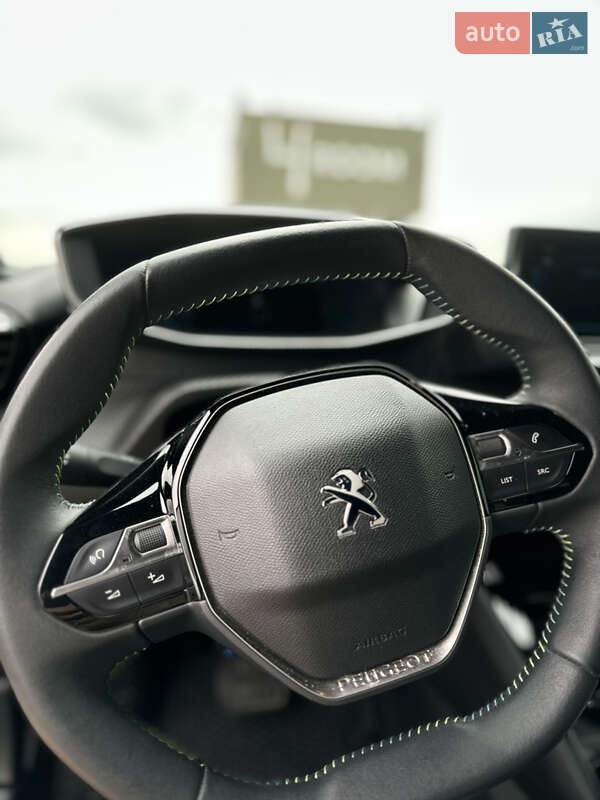 Позашляховик / Кросовер Peugeot e-2008 2020 в Умані