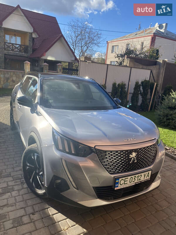 Позашляховик / Кросовер Peugeot e-2008 2021 в Чернівцях
