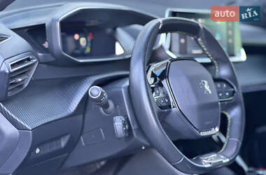 Внедорожник / Кроссовер Peugeot e-2008 2020 в 