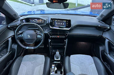 Внедорожник / Кроссовер Peugeot e-2008 2020 в 