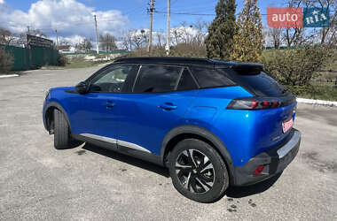 Позашляховик / Кросовер Peugeot e-2008 2020 в 