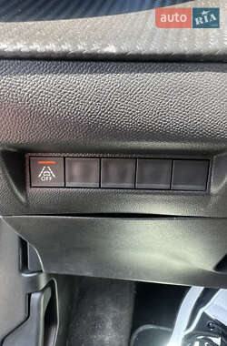 Позашляховик / Кросовер Peugeot e-2008 2020 в 